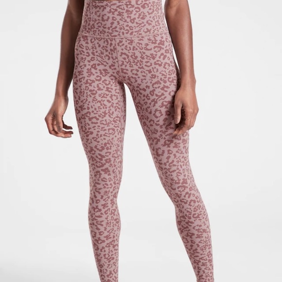 Athleta Pants - Athleta Cheetah Leggings